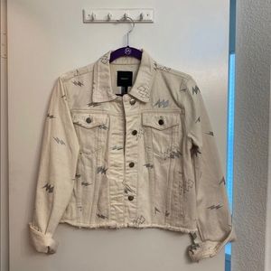 Jean Jacket Lightning Bolts Size Medium Forever 21